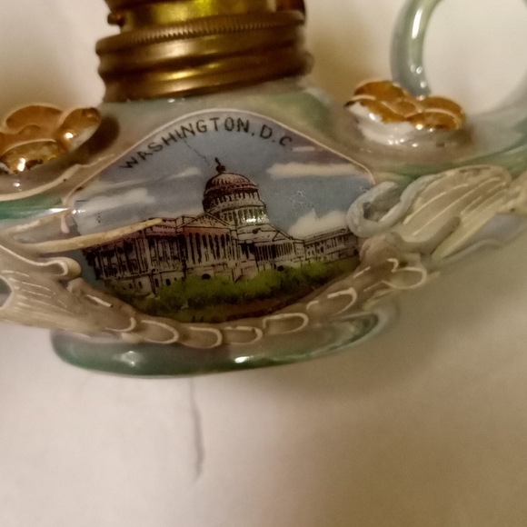 Vintage Washington D.C. Miniature Porcelain Aladdin Hurricane Oil Lamp - Picture 11 of 11